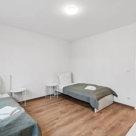 Appartement Crew Beds - In 4x Bedroom, Single Beds, Free Coffee, Wifi & Parking - 24h Check In #wob01 #wob02