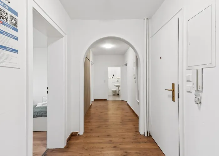 Апартаменты Crew Beds - In 4x Bedroom, Single Beds, Free Coffee, Wifi & Parking - 24h Check In #wob01 #wob02 Вольфсбург